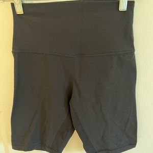 Lululemon Align High Rise Short 8" Black Size 4
